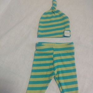 NB 0-3 mos boys striped leggings & knot hat set